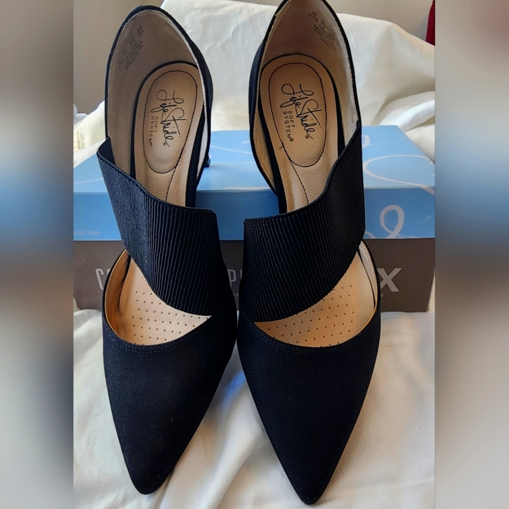 Womens shoes